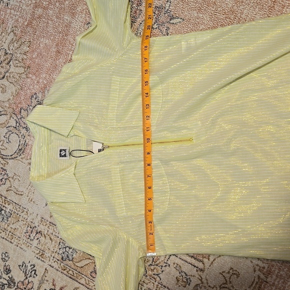Anne Klein Green and White Zip Blouse with Gold Metallic Thread Size S - Picture 11 of 13